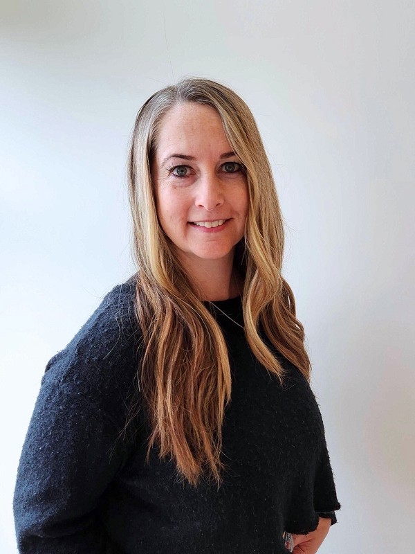 Meghan Bradley, Experienced Stylist at Violet Hair Lounge